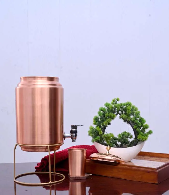 finish : mirror WAVE capacity : 5000 ml weight : 550 Gm sku code : slk-KCT-MW-20005